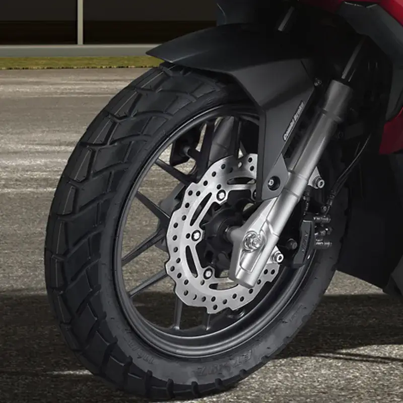 Wide Tire with Semi Dual Purpose Pattern​