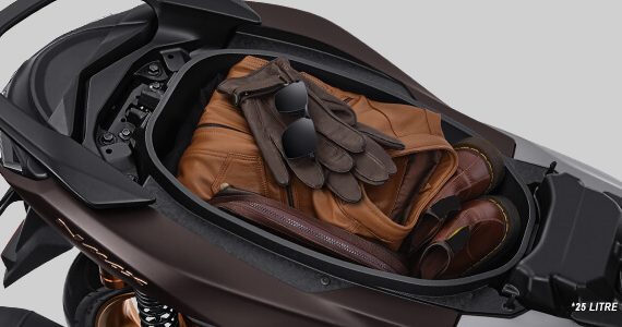 NEW Yamaha NMax Turbo Neo - Big Luggage 25 Litre