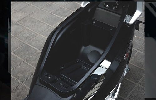 Extra Large Underseat Storage